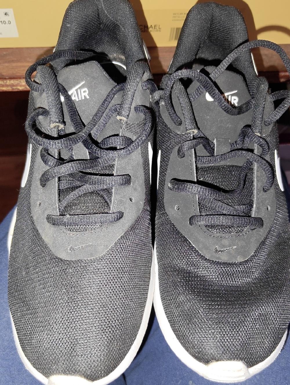 Nike Women's Black & White Air Running Sneakers